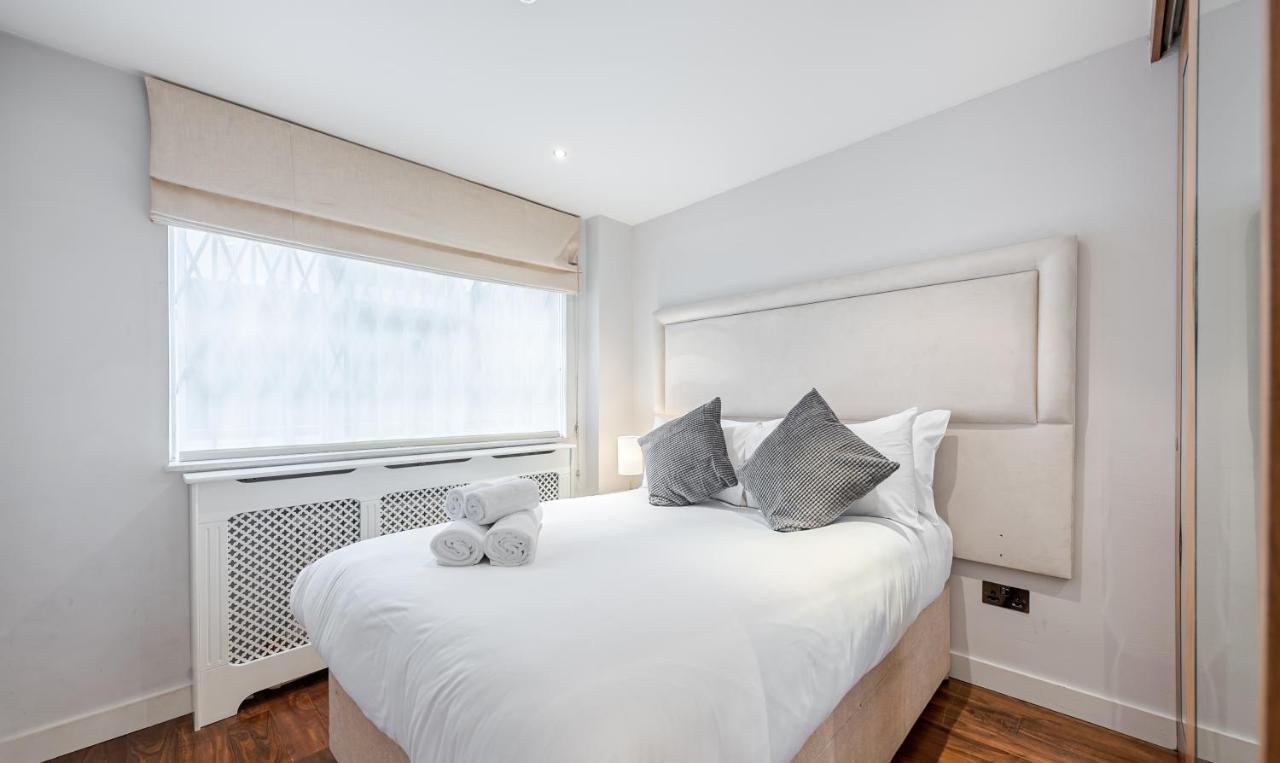 Apartment Modern Knightsbridge Ground Floor Apartment With Ac Steps Away From Harrods *